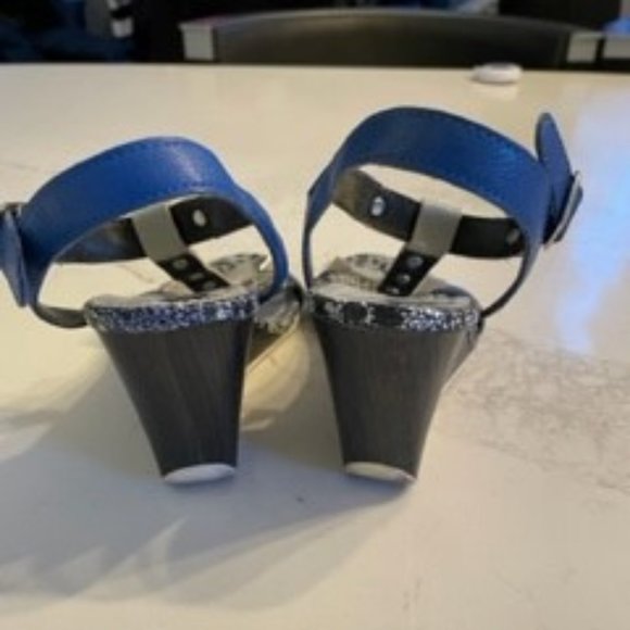 Reaction Kenneth Cole Wedge size 5 Shoes - Picture 4 of 4